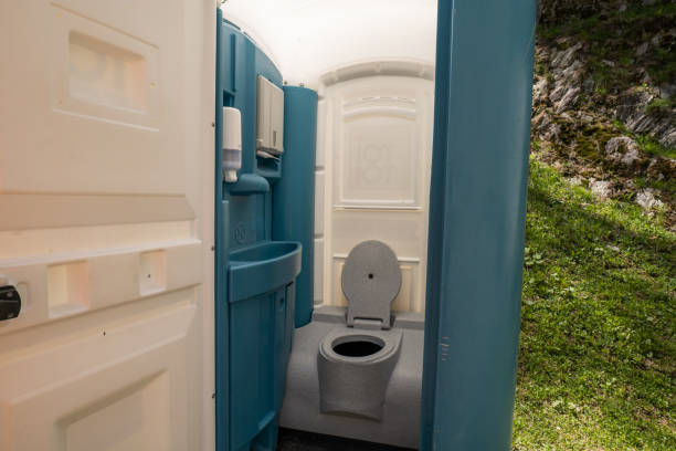 Best Portable Toilet Rental for Emergency Services  in Sunnyside, WA