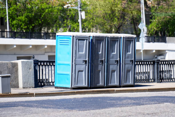 Best Portable Restroom Setup and Delivery  in Sunnyside, WA