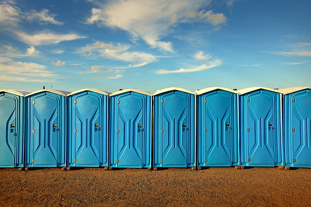 Best Portable Restroom Servicing (Cleaning and Restocking)  in Sunnyside, WA