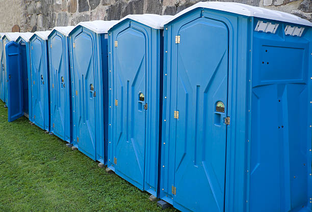 Best Standard Portable Toilet Rental  in Sunnyside, WA